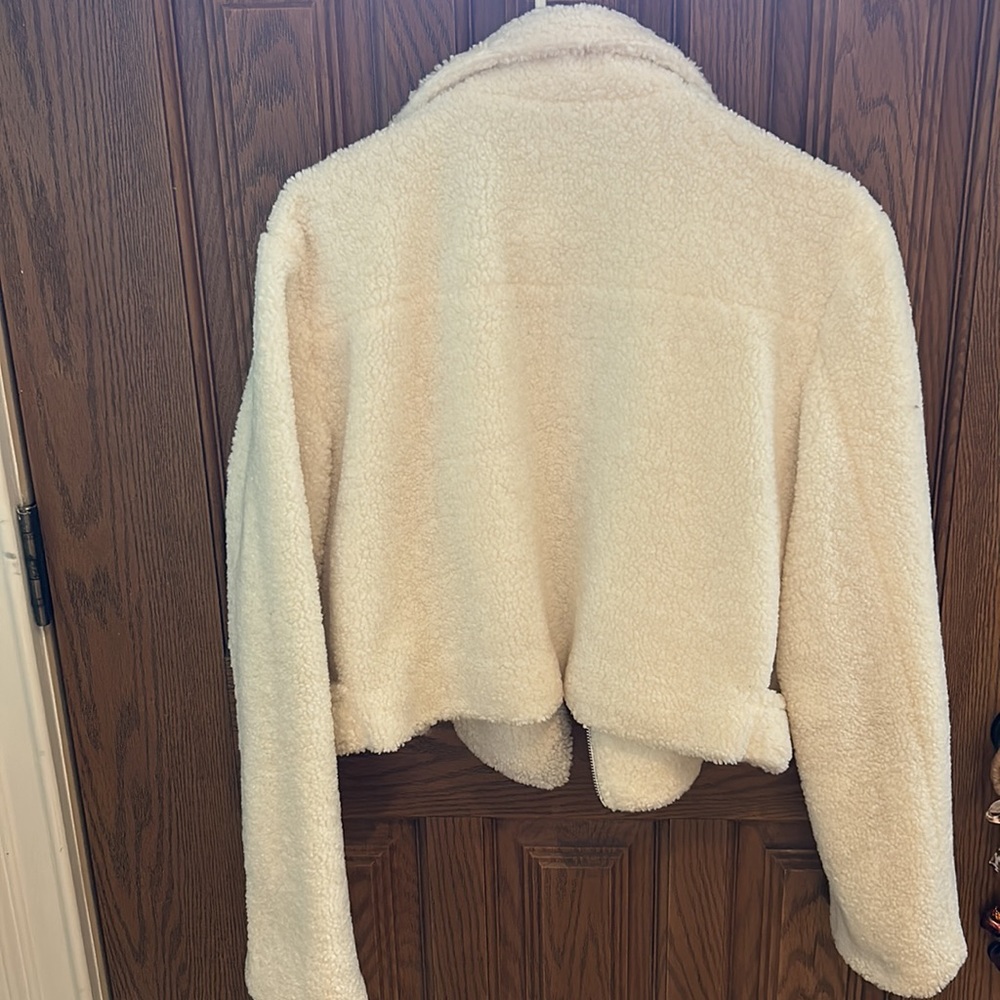 White Jacket - Picture 4 of 5